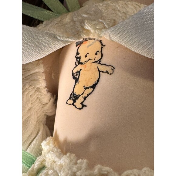 Vintage bisque 5.5” jointed baby doll with Crochet Outfit Kewpie Mini Doll - Picture 4 of 11